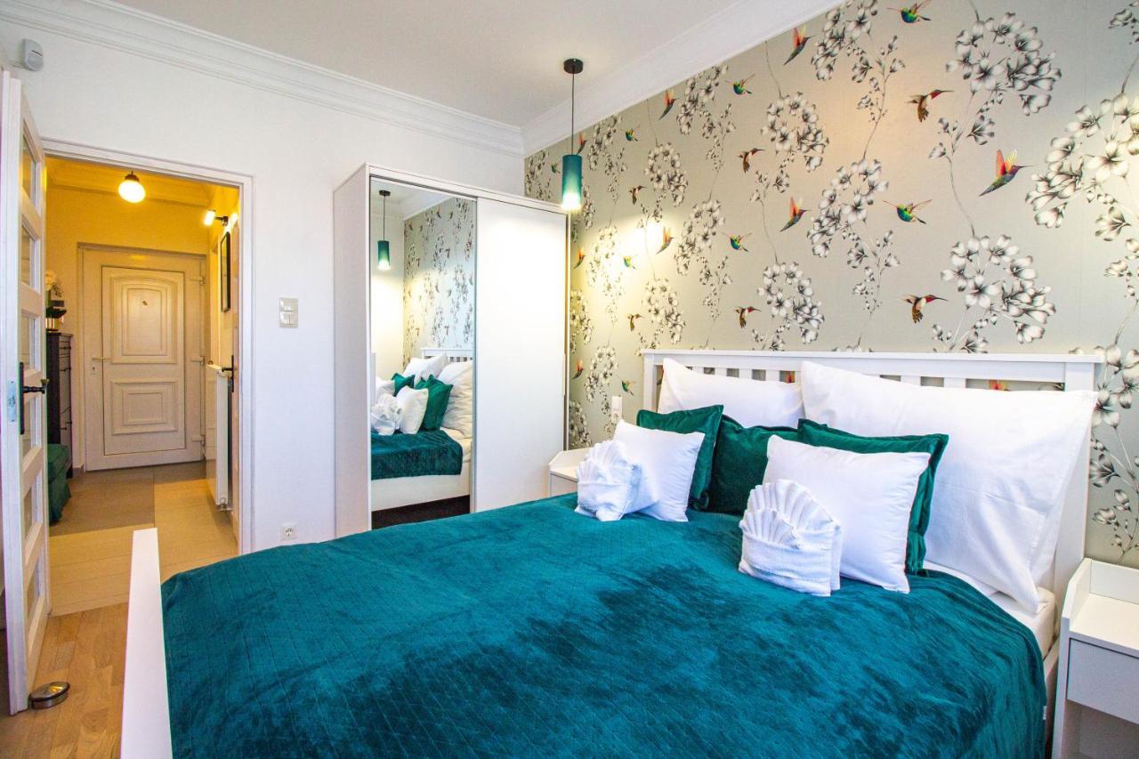 Hillside Lodge Budapest Exterior foto