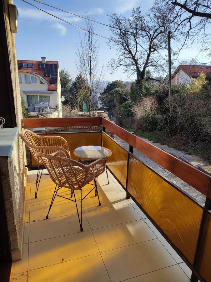 Hillside Lodge Budapest Exterior foto