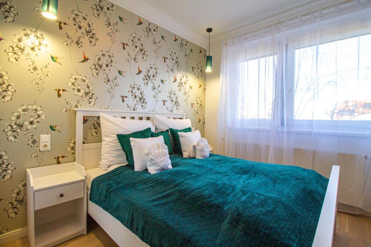 Hillside Lodge Budapest Exterior foto